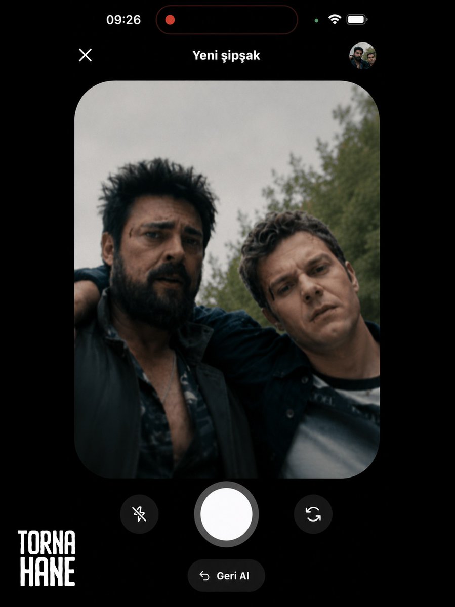 tornahane's tweet photo. Instagram’a gelen yeni “Şipşak” özelliği, kullanıcıların yanlışlıkla takip ettiklerine fotoğraf göndermesine neden oldu. 📸

Gerek var mıydı Bay Zuckerberg? 

#Instagram #Şipşak #homelander #SosyalMedya #boys https://t.co/AH3gvIFfA4
