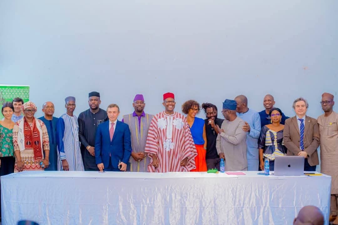 UnescoBamako's tweet photo. @UnescoBamako a pris part, le 14 mai 2026, à la cérémonie officielle de lancement de la 15ᵉ édition des Rencontres de Bamako – #Biennale africaine de la #photographie , un événement culturel majeur organisé depuis 1994 sous l’égide du ministère en charge de la #Culture du #Mali. https://t.co/dlQh22G1ny
