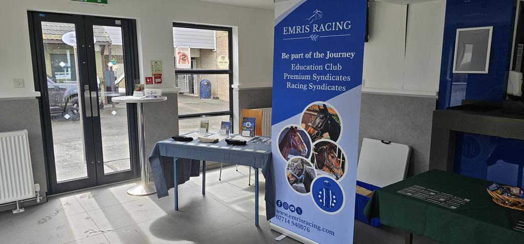 Emris Racing tweet media