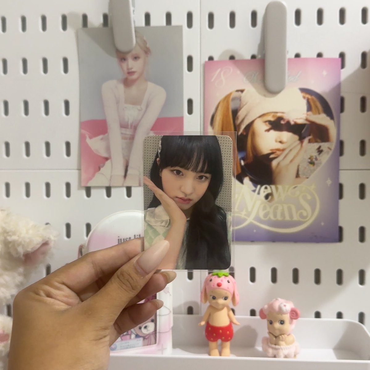 bblyumi's tweet photo. ( #wtsyumi ) 

 — ☆ﾐ liz pcs (₱50 each) 
          onhand ! mint condi. 
          1 week res w nrdp, ok! 

      ⌕ https://t.co/vSKqUJp6eh 

# wts lfb ph ive kim jiwon photocard pcs https://t.co/9nGmRd0DQ3
