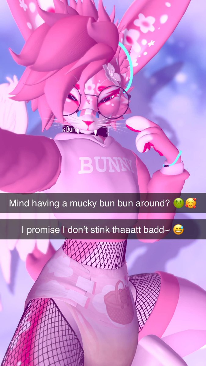 QuoraZella's tweet photo. You wouldn’t mind having an innocent lil diaper bunny tag along with you for a while, would yaa? 🥺

#vrchat #messydiaper #diaper #abdl #femboy #messy #bunny https://t.co/Ip1Irexa2P