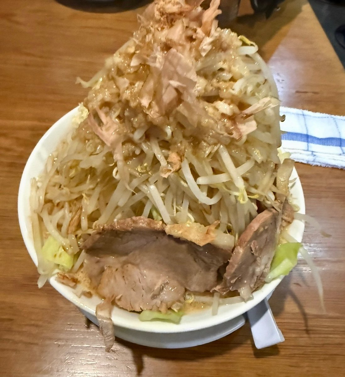 charisma_no_k's tweet photo. えぐい、麺まで辿り着けないきがする https://t.co/OWfiNFjgPt
