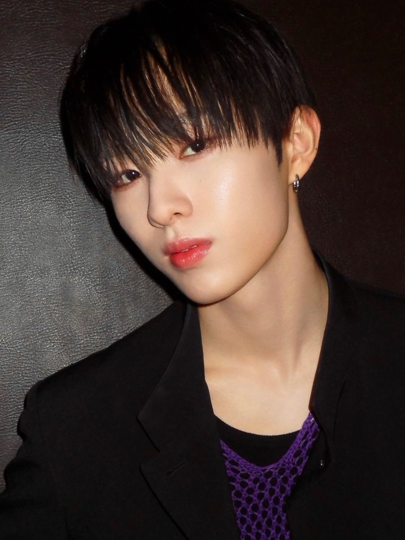 jisurazi's tweet photo. selca de aniversário com o divooo

#NEX2YSelcaDay #NX2SD #NEXZ #NEX2Y #HYUI #HAPPY_NEXZ_2ND_ANNIVERSARY

@NEXZ_official https://t.co/Bwogl6ERc3