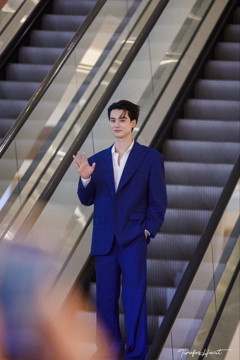 TimeForHarit's tweet photo. always so proud of you.
ALL SELECT EVERYDAY WITH KENG
#KengHarit
#AllselectxKengharit
#AllSelect711THXKengHarit
#TimeForHarit https://t.co/CMl2lfu3tX