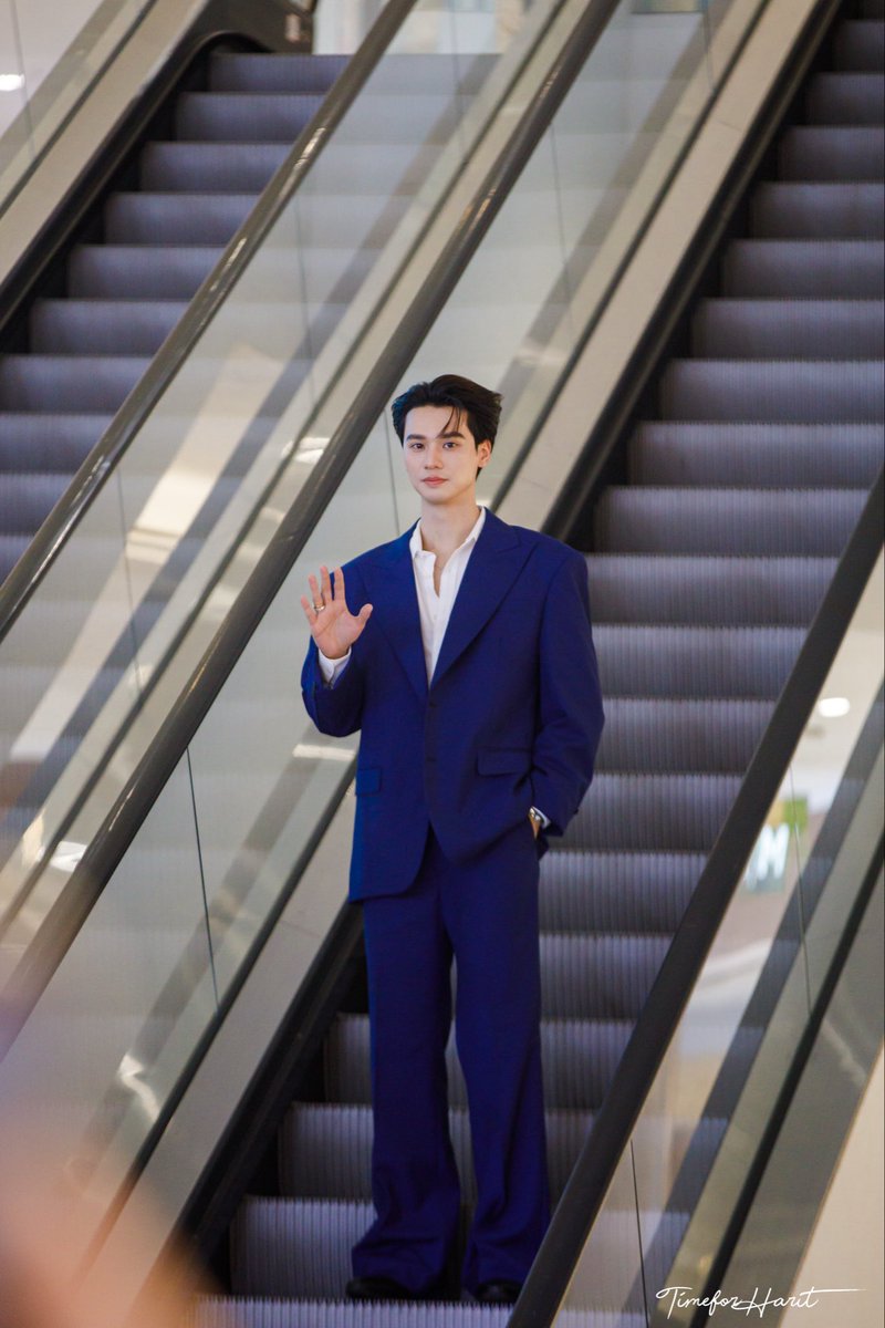 TimeForHarit's tweet photo. always so proud of you.
ALL SELECT EVERYDAY WITH KENG
#KengHarit
#AllselectxKengharit
#AllSelect711THXKengHarit
#TimeForHarit https://t.co/CMl2lfu3tX