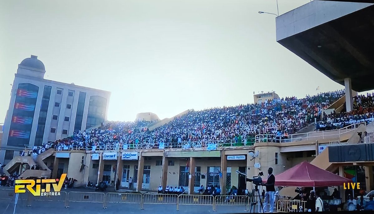 GhideonMusa's tweet photo. ጽንዓትና ዋሕስና ! ኣብ ትሕቲ ዝብል ቴማ ፡ብምኽንያት መበል 35 ዓመት በዓል ናጽነት፡ ኣብ ሜዳ ባሕቲ መስከረም ዝተዳለወ ድሙቕ ባህላዊ መደብ ኣብ ኤሪ ቲቪ ብቐጥታ ይመሓላለፍ ኣሎ። #EritreaShineAt35 #Eritrea https://t.co/sKJC258fnk