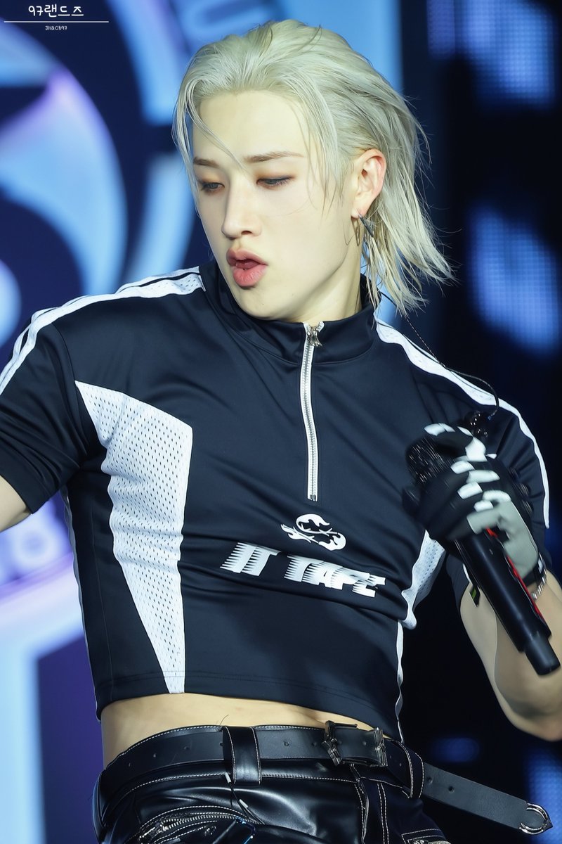 97landz's tweet photo. [ARCHIVE🎞]
251018 SKZ dominATE celebrATE in Seoul  
Missing the kids and Channie so much🥺
#스트레이키즈 #StrayKids #SKZ #방찬 #BangChan #バンチャン https://t.co/iAr7RwIMRr