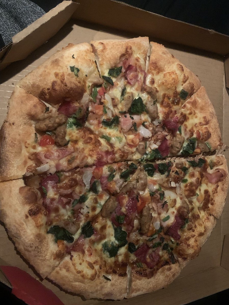 chyi629's tweet photo. @ourbit pizza pizza @ourbit https://t.co/AXCgLksUEp