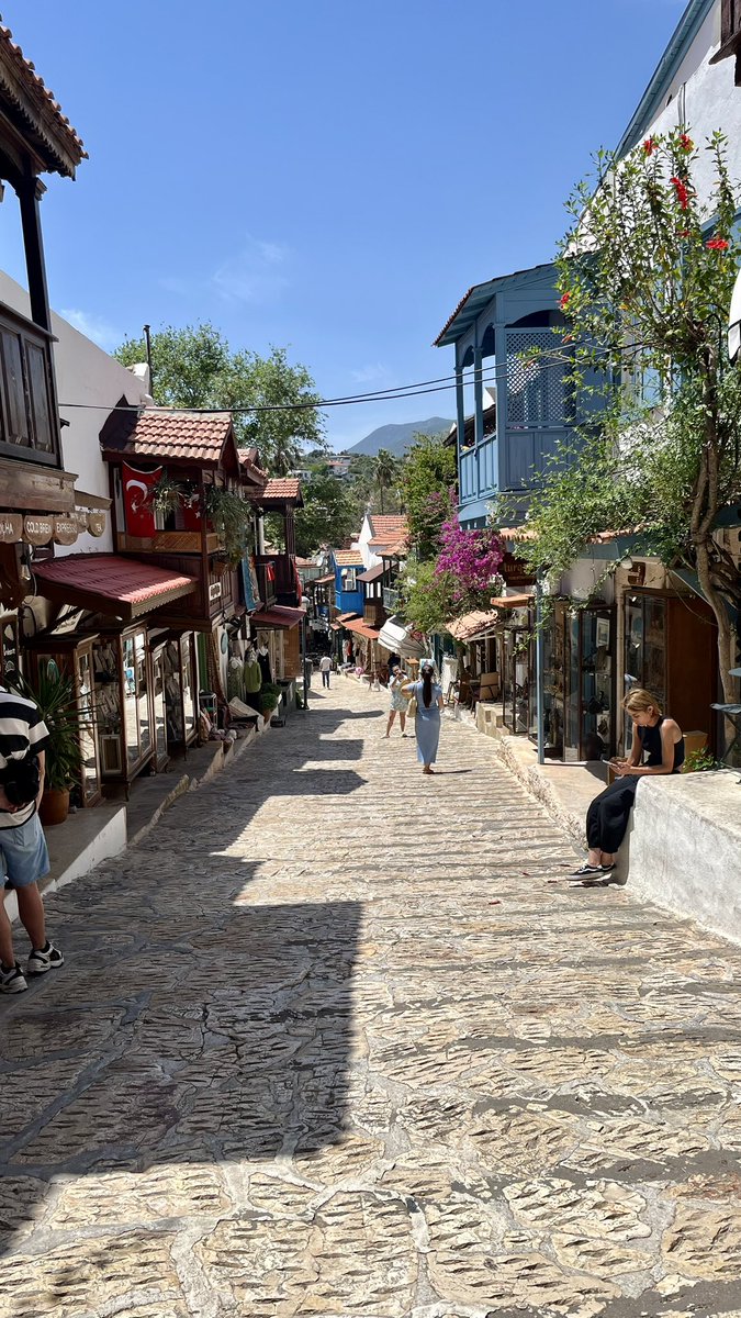 AD92EL's tweet photo. #Antalya https://t.co/cCINA5FKJE