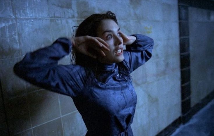 archiveksfest's tweet photo. 🎬 #SELFSCRIPT03
🎥 Vampirequeen
🍿 Hilda Furacão (1998)
⭐ #CenasVazadas https://t.co/PHsh7kWpsY