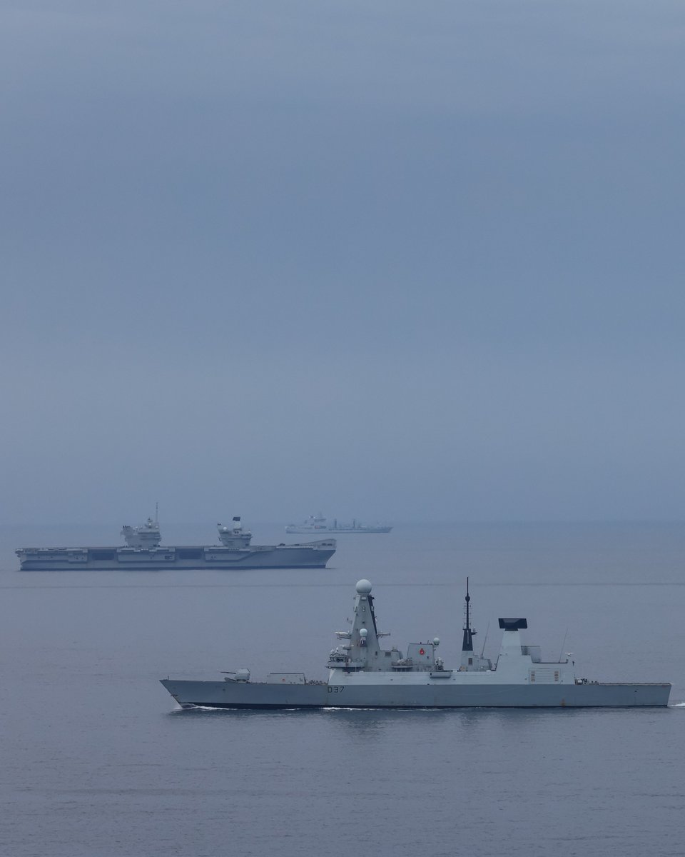 COMUKCSG's tweet photo. The Carrier Strike Group is operating alongside NATO allies, as part of Exercise Dynamic Mongoose. Training together to support regional security when needed.

@RoyalNavy #WeareNATO #JEFtogether https://t.co/1jVGb0lz9D