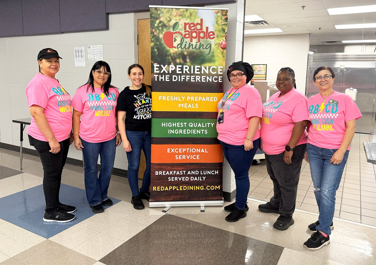 RedAppleDining's tweet photo. 🍎 Team Spotlight: Layer Elementary  🍎

At Layer Elementary, teamwork doesn’t just roar—it prowls! Thank you to our incredible pink crew there for serving fresh meals, bright smiles, &amp; a whole lotta fun.😺

#teamspotlight #lunchherocrew #SeminoleCounty https://t.co/XLyR1jLSIF