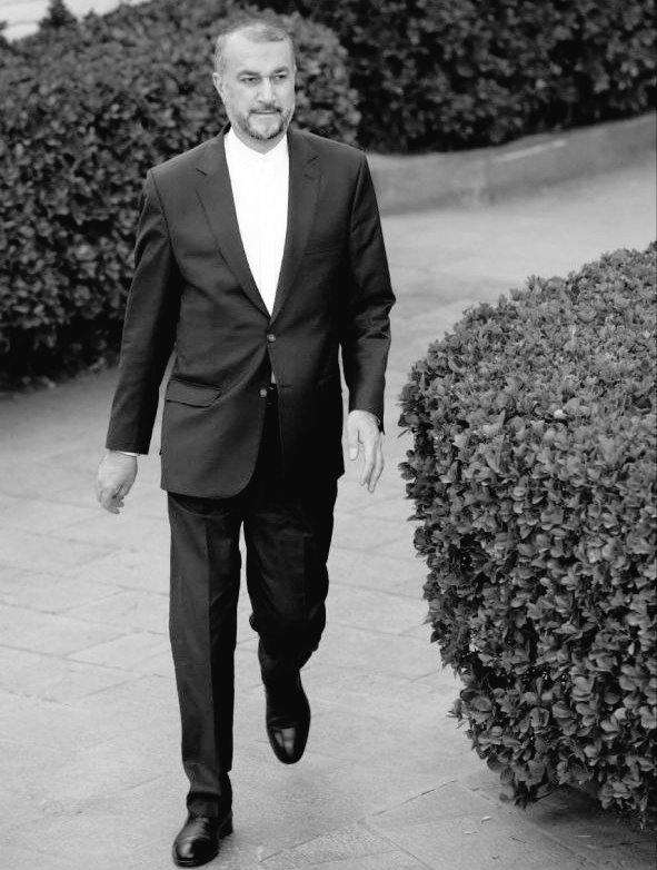 zhrarez's tweet photo. خیر نبینن حسودا، قد و بالات نظر خورد... https://t.co/AQ4uZG3juo