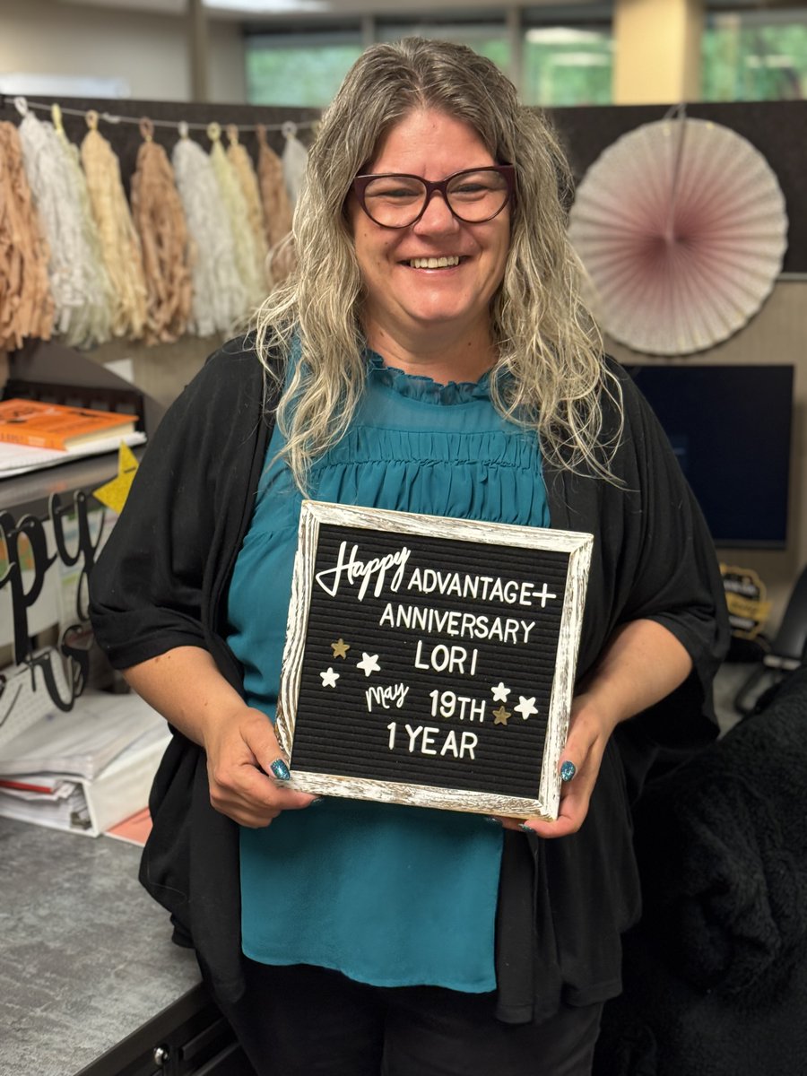 ADVPlus_Finance's tweet photo. Happy 1 Year @ADVPlus_Finance Anniversary to Lori! We are thankful to have your kindness and sense of humor to brighten up our team. We're looking forward to all that is to come!

#WorkAnniversary #TeamAppreciation #SmallBusiness #ServingWithExcellence https://t.co/GdkLvdc81h