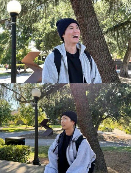 ARMYBogotaCol's tweet photo. Namjoon frente al "Crying Tree" en Stanford

El origen: El árbol ganó notoriedad en 2010 durante un documental sobre la controversia de “TaJinYo”, en el que Tablo rompió en llanto mientras defendía sus credenciales académicas de su alma mater.

La recreación reciente: Siguiendo una sugerencia del propio Tablo en su programa de YouTube EPIKASE, recientemente RM de BTS visitó el campus, encontró el árbol exacto y publicó una foto recreando el atuendo y el sombrero que llevaba Tablo en aquel momento.