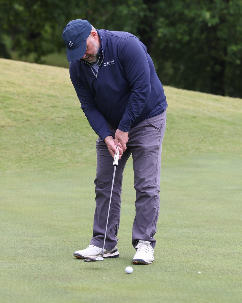 GaryTaylorNM's tweet photo. Our team embraced a rainy yet impactful afternoon to support the Martha Jefferson Hospital Foundation last week. https://t.co/IgMf1Zkow8