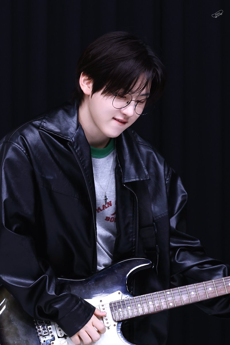 place0120's tweet photo. 260519

#킥플립 #KickFlip
#계훈 #Kyehoon https://t.co/sHGObBV4WW