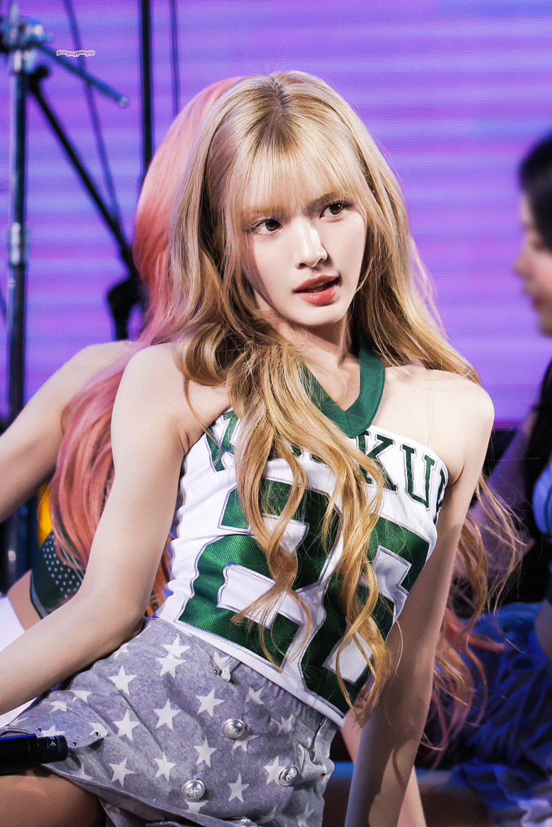 elle ₍ᐢ. .ᐢ₎🍓 tweet media