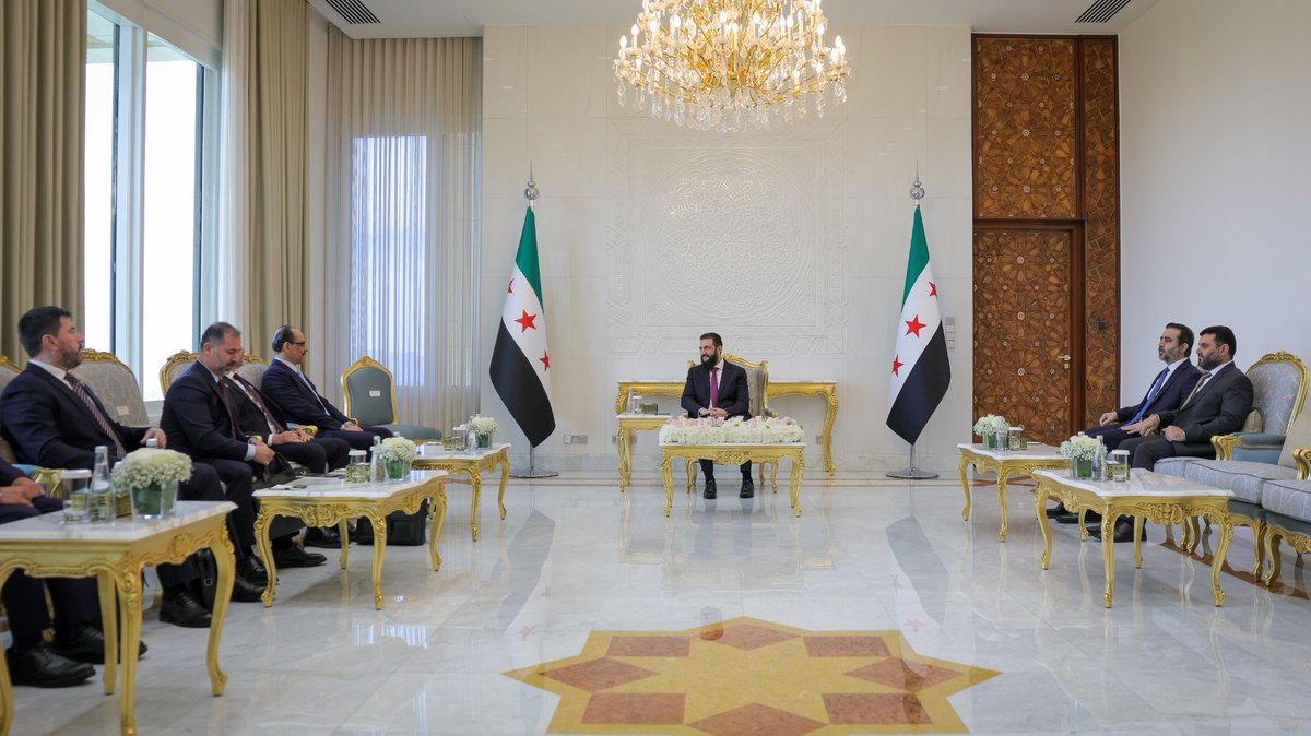 رئاسة الجمهورية العربية السورية tweet media