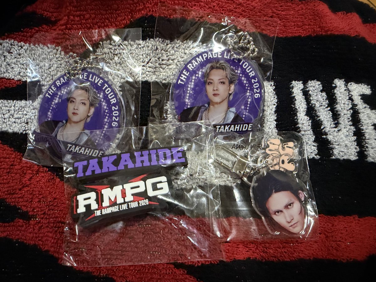 moe11061's tweet photo. THERAMPAGE ツアーグッズ
交換希望
RMPG2026ガチャガチャ
全て長谷川慎と交換希望です
郵送での交換でお願いします🙇‍♀️
お気軽にお声掛けください！！
 #THERAMPAGE https://t.co/3Nw420duWu