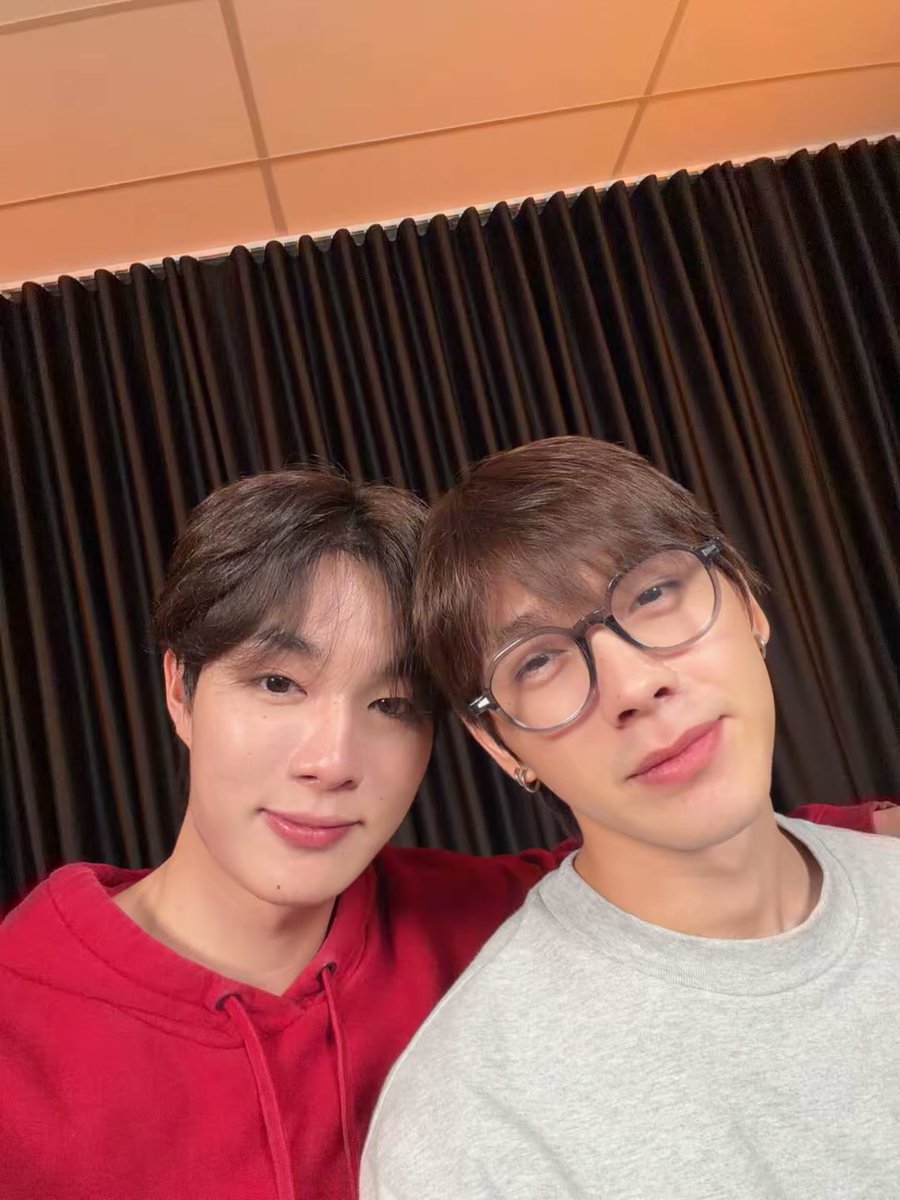 eyeamball's tweet photo. #MagicmoveEp5 พร้อมยางงง https://t.co/DqkIfH1X2V