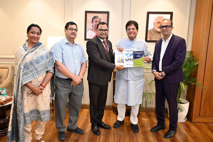 icsi_cs's tweet photo. #CS Pawan G Chandak, President, #ICSI, &amp; #CS Asish Mohan, Secretary, #ICSI, met Shri @PiyushGoyal, Hon'ble Minister of Commerce &amp; Industry, to discuss new avenues for #CompanySecretaries for a globally competitive and universally accessible professional framework https://t.co/u0SIRlRqEW