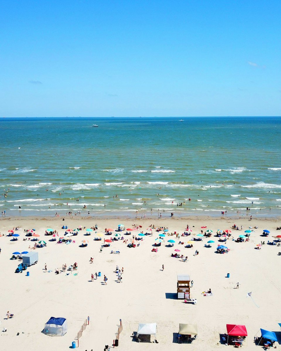 plaventoapp's tweet photo. One Texas beach town worth saving for later
East Beach
#GalvestonTX #TexasCoast #BeachViews https://t.co/g0Q3Ie2bQB