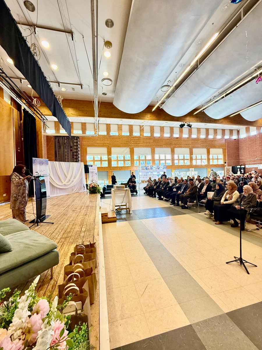 EmbofMYinSE's tweet photo. The event successfully gathered approximately 150 guests comprising members of the diplomatic corps, local community and representatives from various organisations. https://t.co/Wfo5O4PWMn