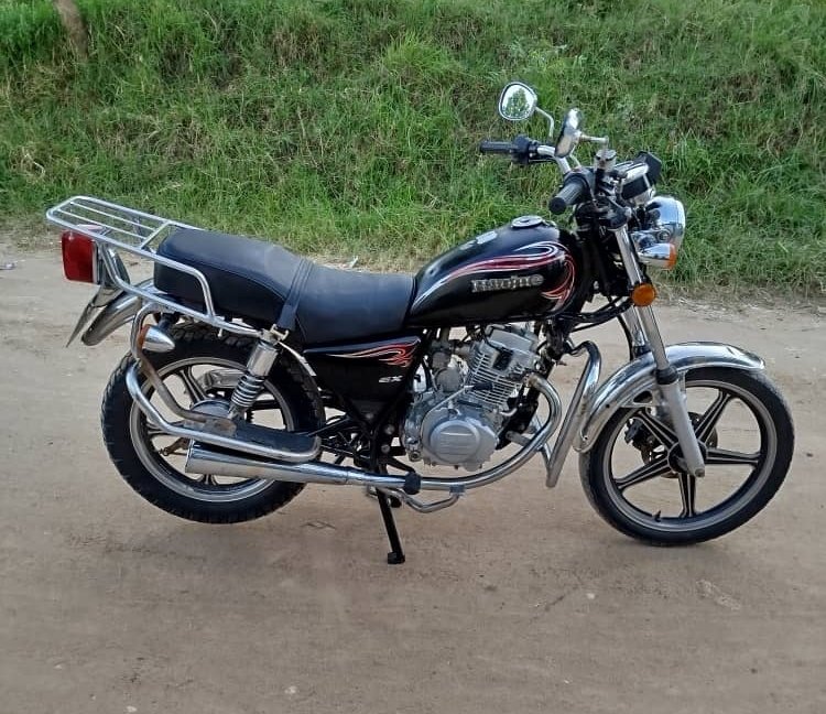 Eng_Matarra's tweet photo. HAOJUE MNINGA 🔥🔥
REG" #CTX
▪️Cc. 125
▪️Gear 5
▪️Starter Jino Moja
▪️Engine Haijaguswa
▪️Full Documents ✅️
#BEI - Tshs. 1,550,000/=
IPO DAR (Mikoani Tunasafirisha)
CALL/WHATSAPP-0719542184 https://t.co/bhrUlqHz9Q