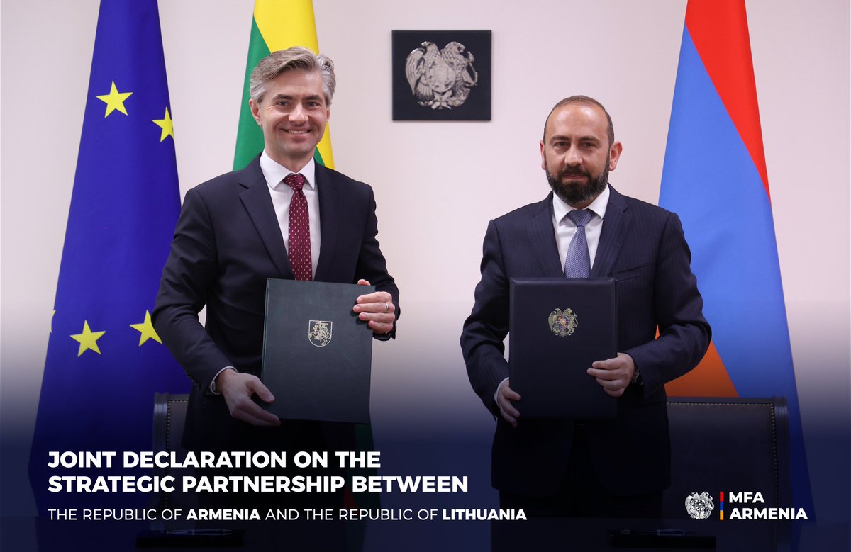 MFAofArmenia's tweet photo. ✍🏻 On May 19, in Yerevan, 🇦🇲FM @AraratMirzoyan &amp; 🇱🇹FM @BudrysKestutis signed a Joint Declaration օn the Strategic Partnership between #Armenia &amp; #Lithuania.

🔗 The full text of the declaration: https://t.co/fUTIVrQ6KZ https://t.co/9xqqF2UZmi