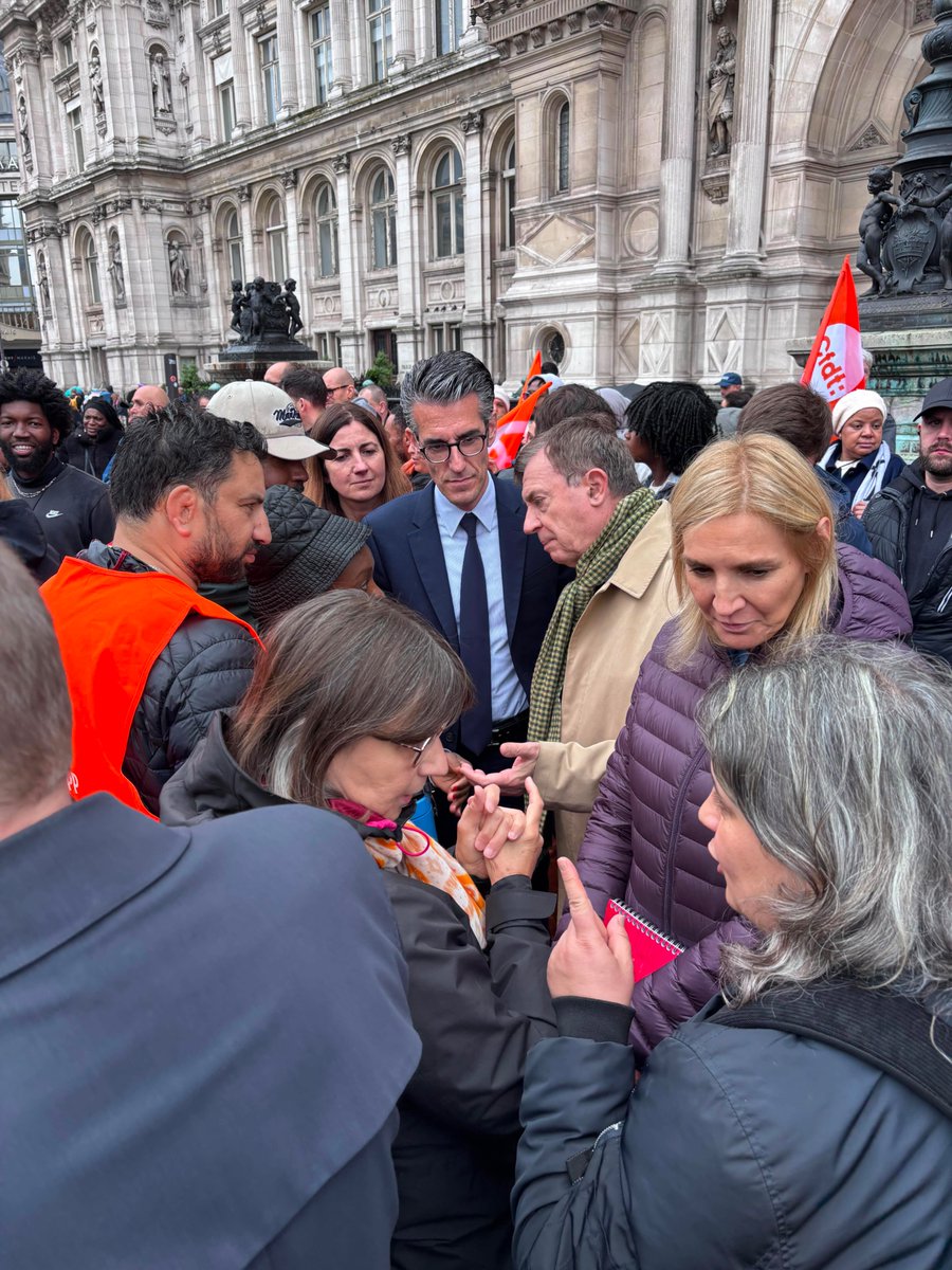 Paris Liberté ! tweet media