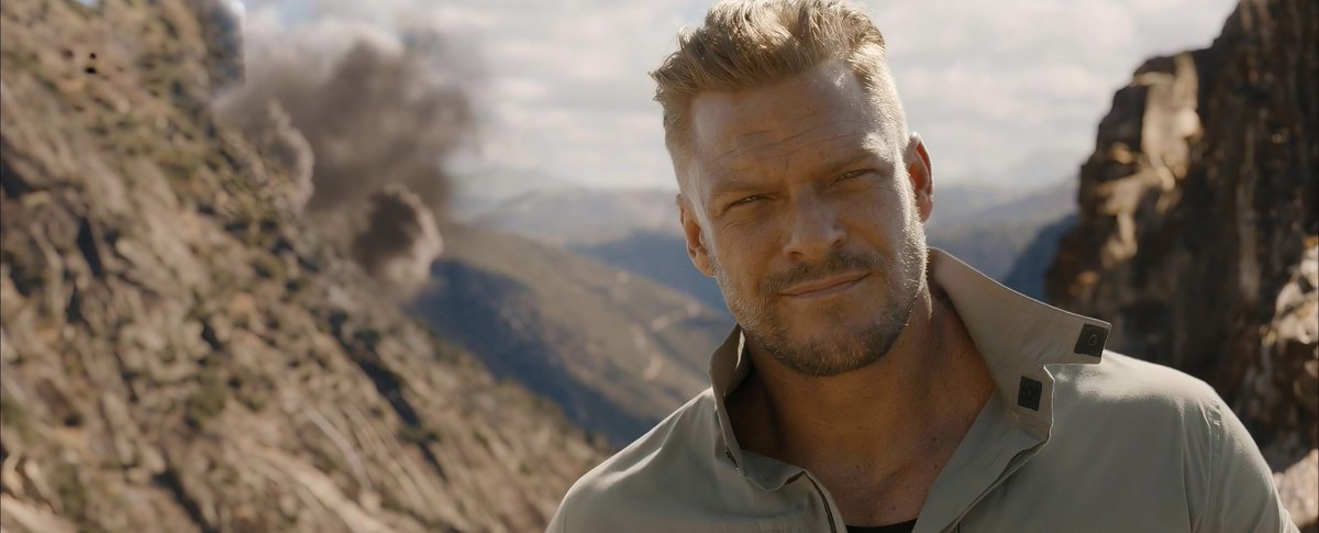 Alan Ritchson Updates tweet media