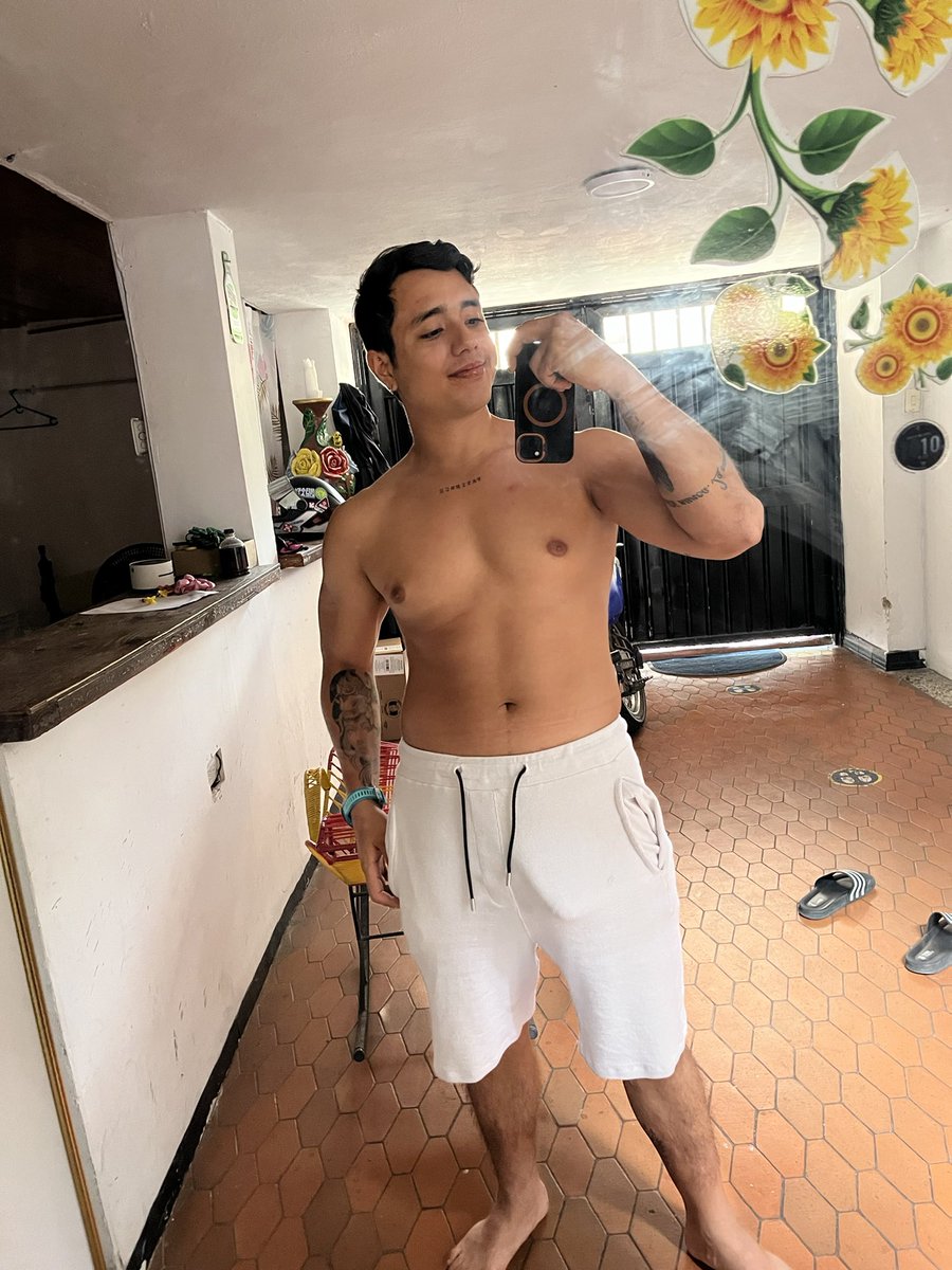 Cesar_Ruiz_fans's tweet photo. Listo para entrenar ! 
Alguien que me acompañe o me ajuste.
#ayuda #demonios https://t.co/SGYI5xqabW