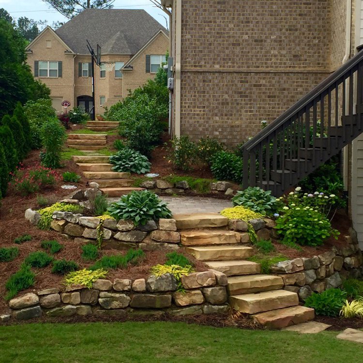 KingLandscaping's tweet photo. Landscaping is one of the most immediate ways to elevate how your home is perceived. Prioritize clean, well-maintained landscaping with layered greenery, lighting and defined pathways. #landscaping #landscapedesign #landscapedesignbuild #atlantalandscaping #landscapingcompany https://t.co/cA59xBrCeL