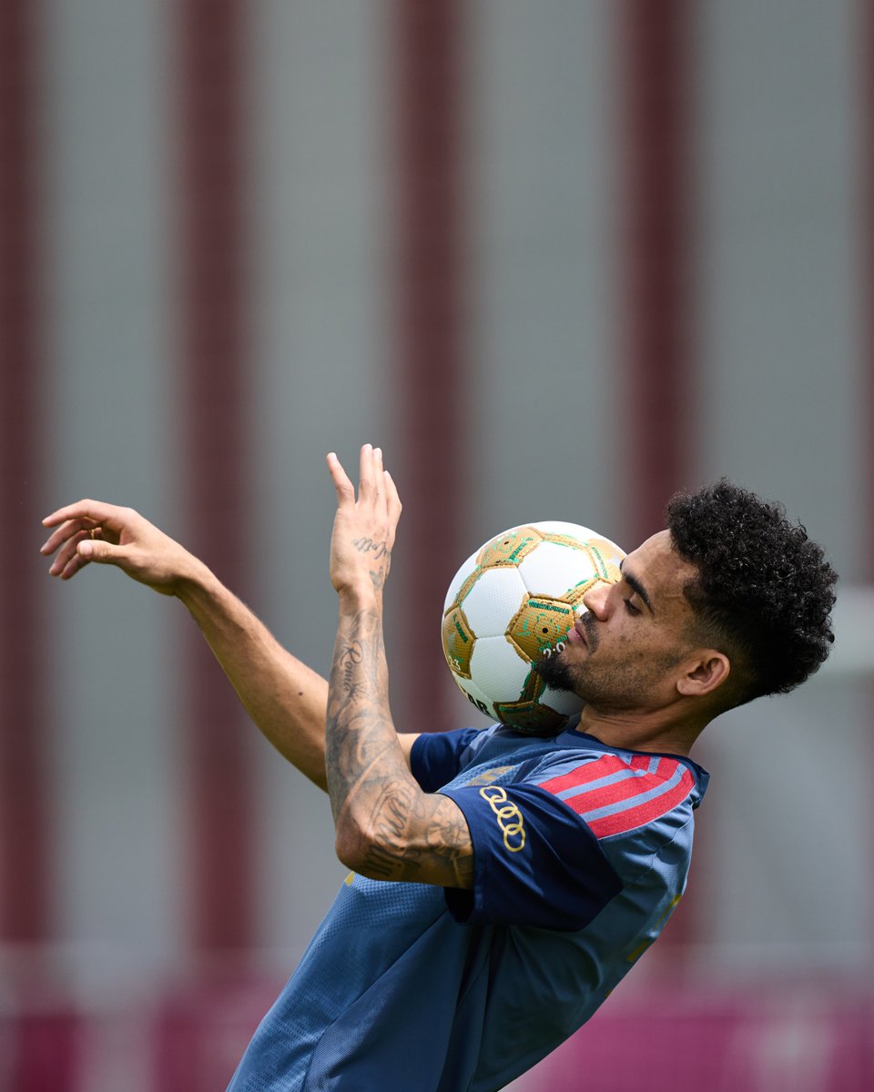 FC Bayern München tweet media