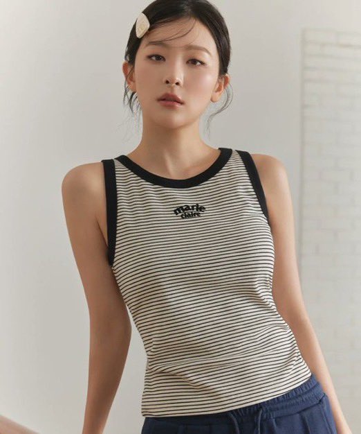 myjdkshop's tweet photo. marieclaire เสื้อกล้ามรุ่นซึลกิ มือ1 650฿ ส่งฟรีค่า สนใจ dm ได้เลยค้าบ❣️
#พรีเกาหลี #พรีออเดอร์เกาหลี #ส่งต่อmardi #ส่งต่อmarithe #ส่งต่อemis #marithe #ส่งต่อrolarola #ส่งต่อเสื้อผ้า #ส่งต่อเสื้อผ้ามือ2 #ส่งต่อเสื้อผ้ามือสอง #marieclaire https://t.co/bqIsgpWcfy
