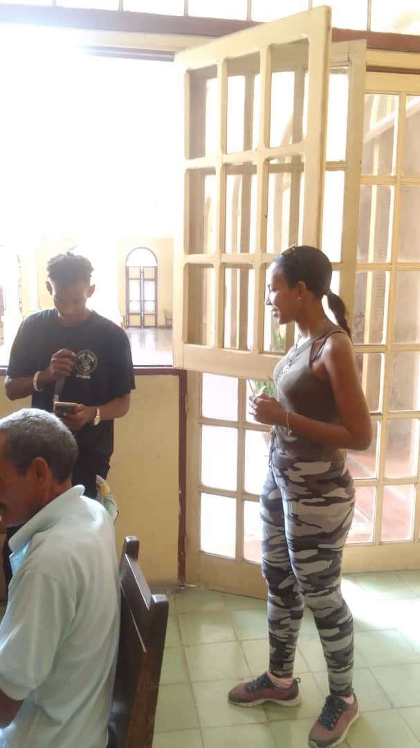 cc_josuepais's tweet photo. Taller de creación Alma y Voz de la instructora  de música Caridad Melita
#CamSantiagodeCuba
#SiempreSantiago
#SantiagodeCuba
#santiagoescuba
#CubaEsCultura
#CubaSoberana
@DMCstgo 
@BeatrizJUrrutia https://t.co/1pIlAjtiXj