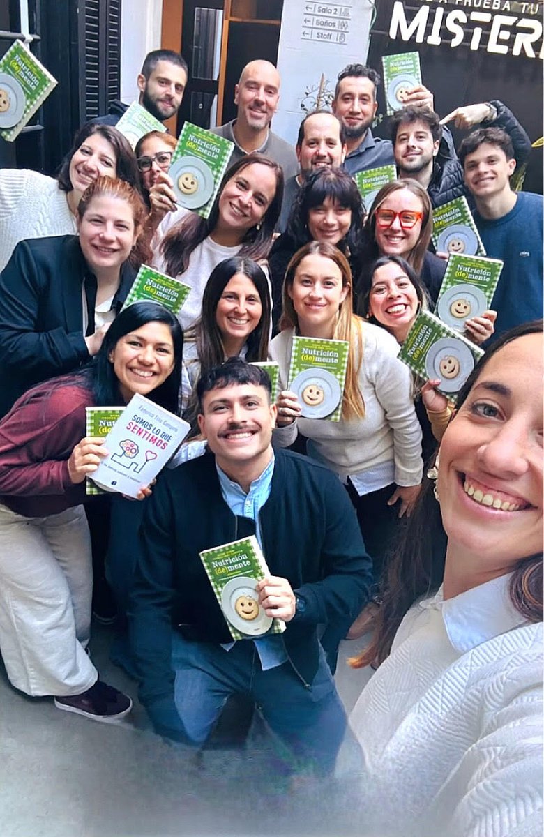 froscampelo's tweet photo. Fue un placer aportar un ciclo de talleres de #Storytelling &amp; #Storybuilding para Market One !!

Los encuentros conectaron a equipos de México, Brasil, Guatemala, Paraguay, Colombia y España. En Argentina tuve el gustazo de dirigir workshops presenciales

#Liderazgo #Comunicación https://t.co/bSFBiotipV