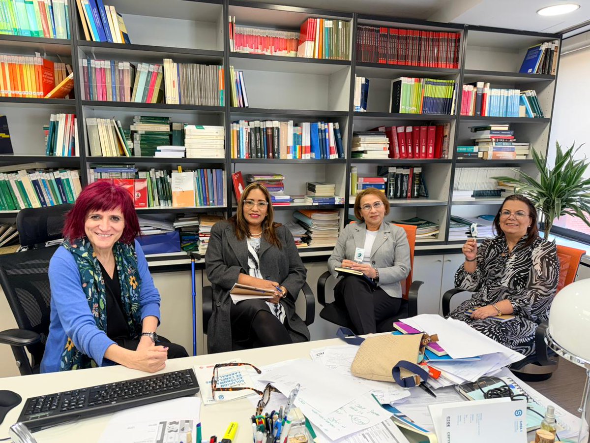 tafppanama's tweet photo. Culmina a satisfacción la misión oficial del TAFP, en visita a la Fundación Servicio Interfederal de Mediación y Arbitraje de Madrid, España. https://t.co/N3AHkipFdV
