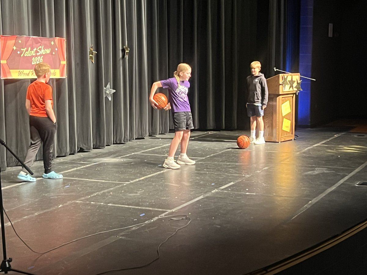 NEadvantage's tweet photo. The Wood River Talent Show is being emceed by Leader in Me student leadership. Some awesome talent on display in the packed theater, but the leadership &amp; support/enthusiasm from older students is as impressive.

“It started as something we were doing. Now it’s just what we do.” https://t.co/AyEMXQW7rK
