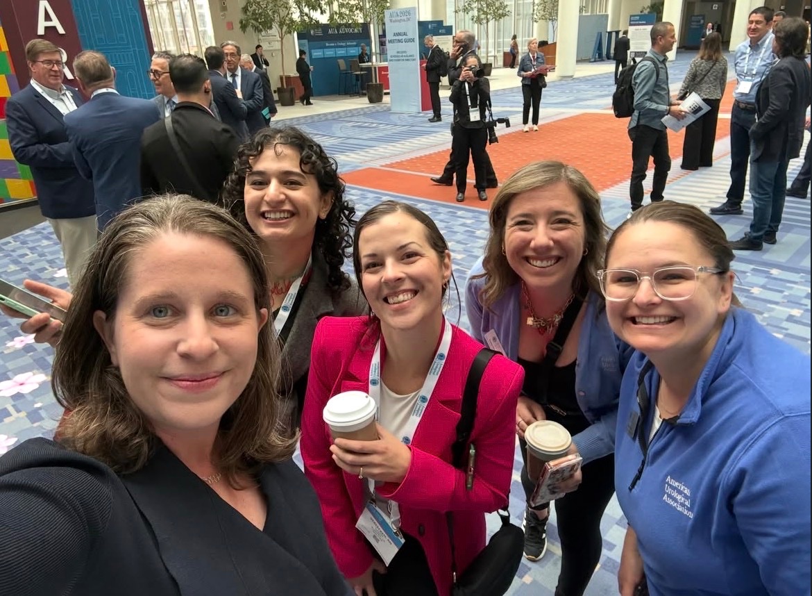 sjvereeck's tweet photo. One of the best parts of AUA is the people #AUA26 
@AmerUrological
 
The mentors who guide you, the friends who become second family, and the energizing conversations that remind you why you chose urology in the first place 🤍 https://t.co/Lnskwk5nOT