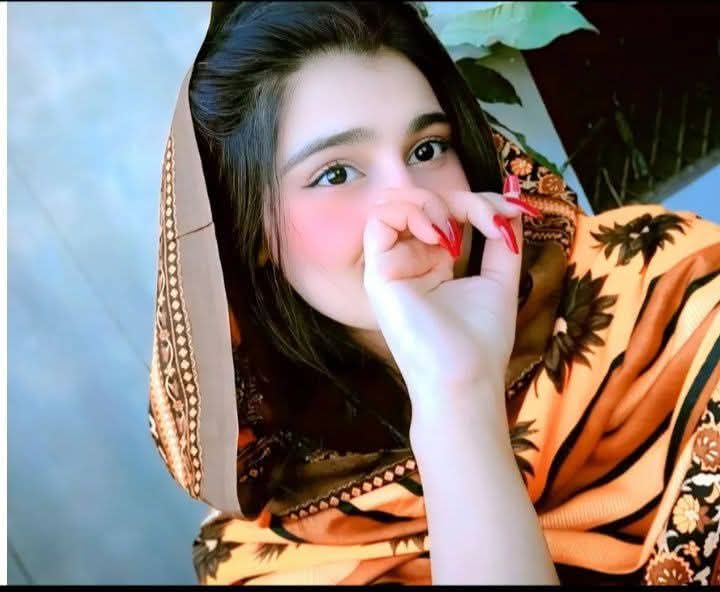 Pakistan_first5's tweet photo. محبوبہ کے نخرے اور قربانی کے بکرے ہمیشہ مہنگے ترین ہی پڑتے ہیں 😜💃 I'm right 
#redchilli🌶️ https://t.co/k2ULmkvWCu