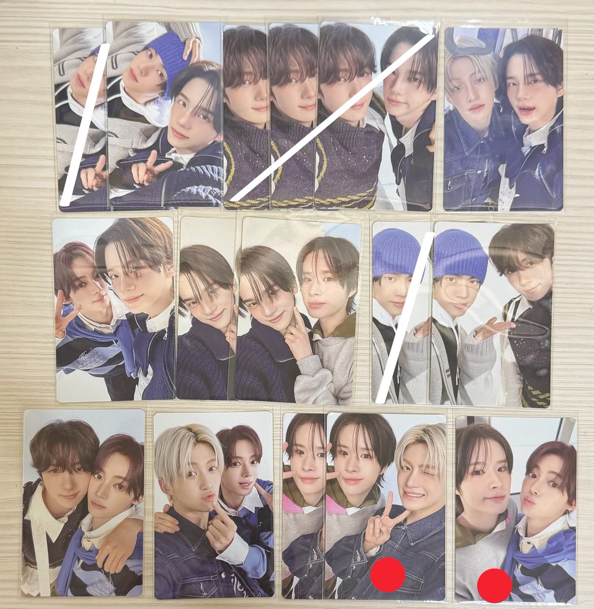 y00nsUn9's tweet photo. @skz182645 @0 検索から失礼いたします。
固ツイ拝見いたしました。こちら🔴付けた3:3の交換可能でしょうか？ご検討よろしくお願いいたします🙇‍♀️ https://t.co/18mcIEp0Mx