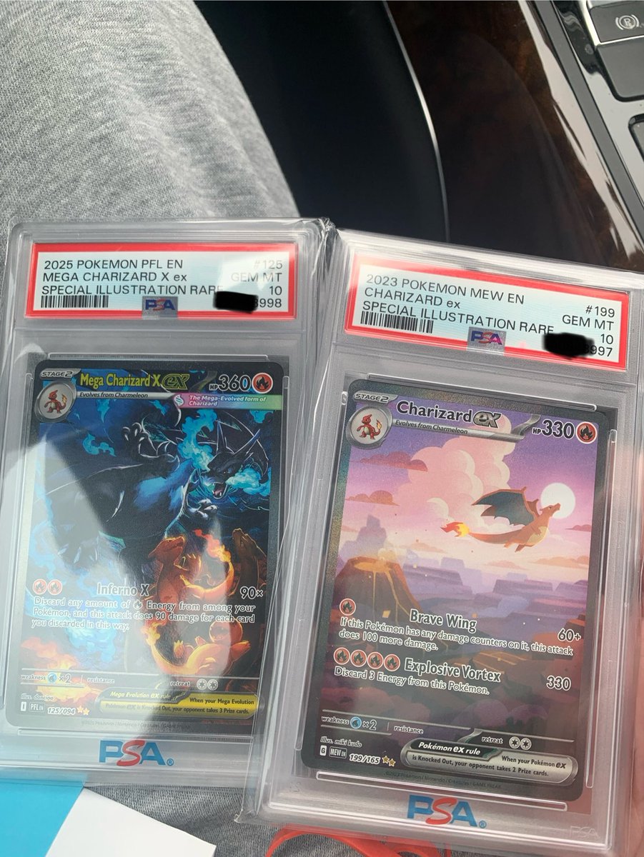 SlabSelector's tweet photo. @KylosWeb3 151 zard for the Kanto smooth brains, mega zard for the Chads who appreciate having the whole evolution line present.

(I pulled and graded both) https://t.co/zgTLQhmOzO