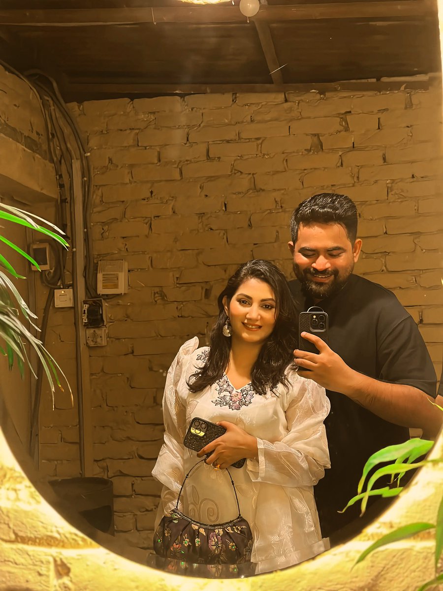 SharminZoha's tweet photo. After ages with my partner in crime !! https://t.co/ZE0diFDYxn