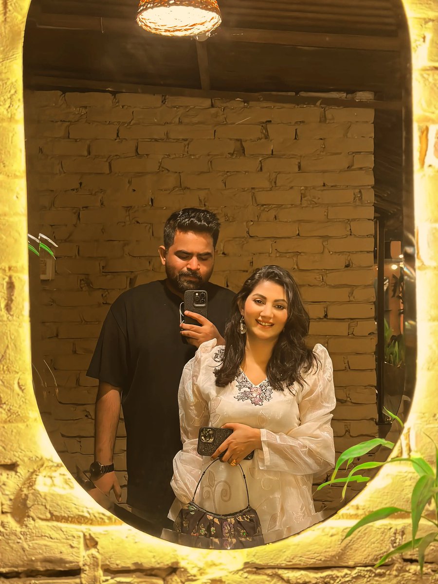 SharminZoha's tweet photo. After ages with my partner in crime !! https://t.co/ZE0diFDYxn