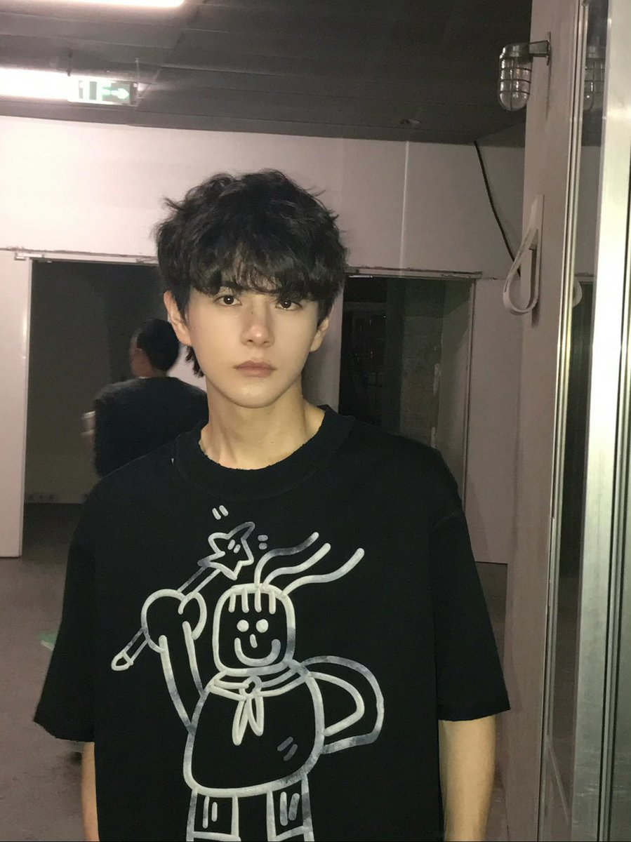yyyy12_'s tweet photo. 중남콤 . . . . https://t.co/5Uj352MSAy
