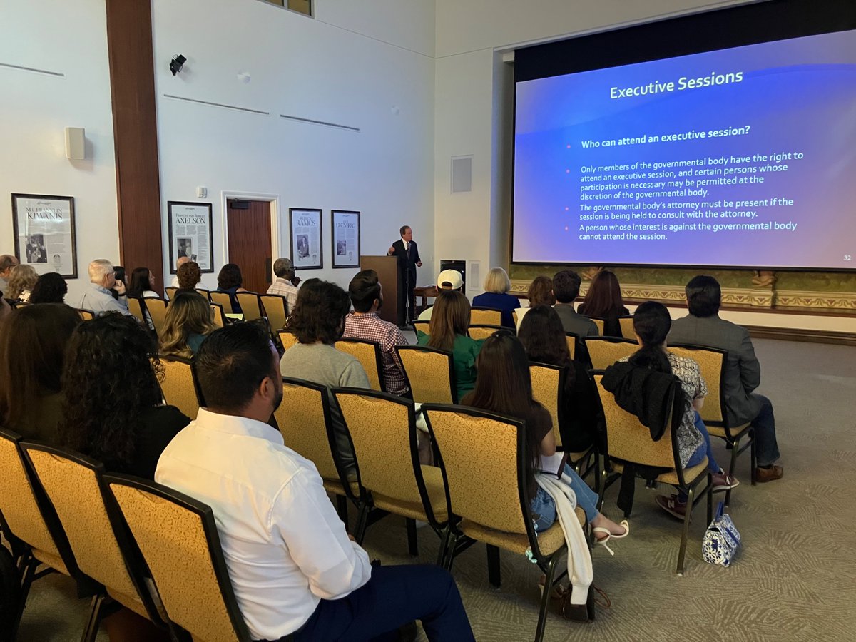 TxFOIFT's tweet photo. We have a great turnout in El Paso today for @TxFOIFT Open Government Seminar. Thanks Tom Williams of our board and @haynesboone for kicking off our sessions and to all in the El Paso community who are here! https://t.co/DbVmgyPITM