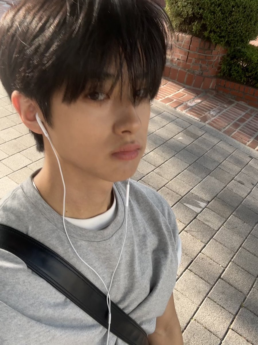 MIN9rreU's tweet photo. https://t.co/PZBvICw3gi