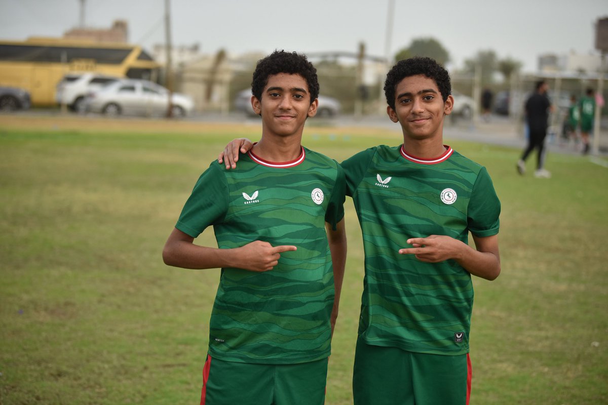 EttifaqSa's tweet photo. فرساننـا محتفليـن بالصدارة 👏

#فئات_الاتفاق_السنية💚❤️ https://t.co/uTZIepRJP2